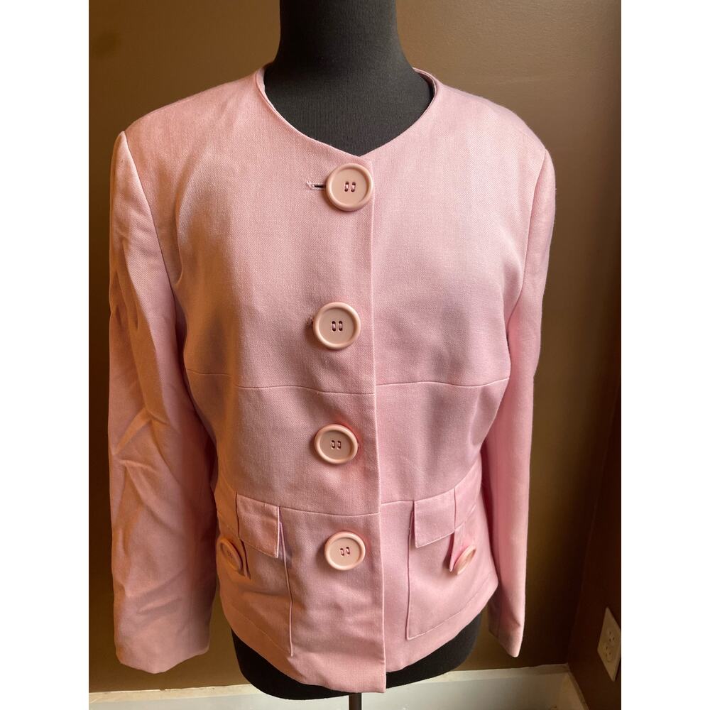 Women's Sz 14 Metro Style Pink Jacket Button Suit